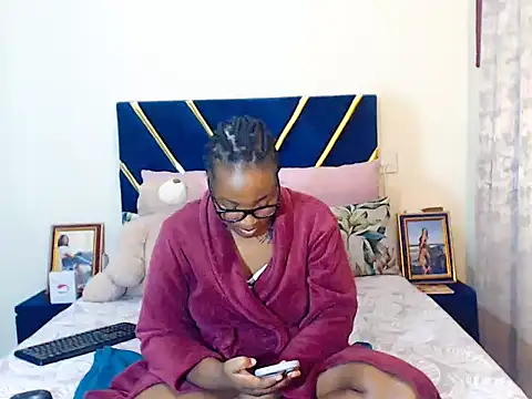 veronica1xxx online show from 03-05-26, 11:23