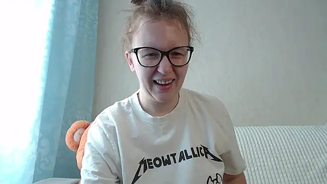 Ari Storm online show from 03-07-25, 08:56