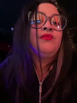 Snapshot of tillymarie34 chatting on 02-01-26, 01:48 tillymarie34 online show from 02-01-26, 01:48