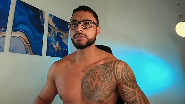 LiamGarcia1 online show from 02-17-26, 02:24