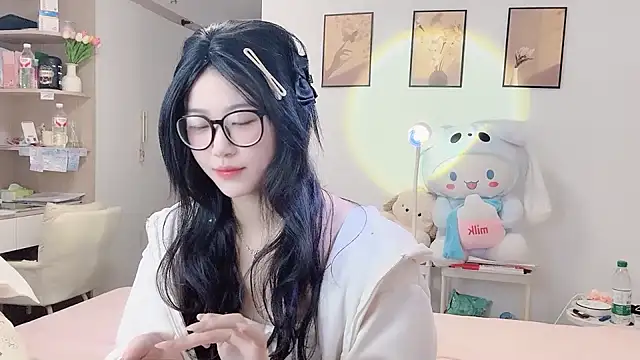 Luminous163 online show from 10-28-25, 12:52