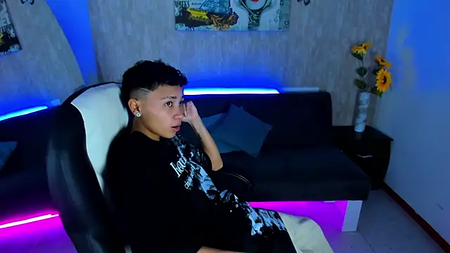 nova sex01 online show from 04-16-26, 09:15