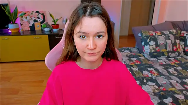 Snapshot of ameli_moon chatting on 09-21-25, 01:02 ameli moon online show from 09-21-25, 01:02