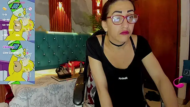 Snapshot of sabrina_dupont chatting on 07-12-26, 12:51 sabrina dupont online show from 07-12-26, 12:51