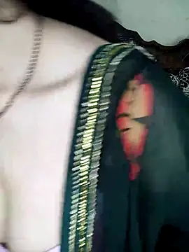 Snapshot of Fair-magic-woman chatting on 09-10-25, 09:59 Fair-magic-woman online show from 09-10-25, 09:59