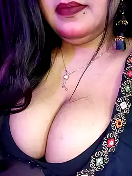 Suhanakhan00 online show from 03-11-25, 04:54