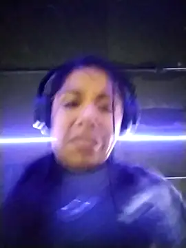 Snapshot of Karenn12 chatting on 10-01-25, 02:17 Karenn12 online show from 10-01-25, 02:17