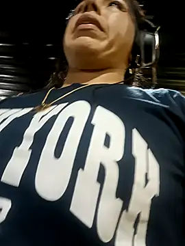 Karenn12 online show from 11-06-25, 02:34