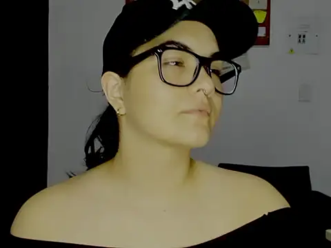 Snapshot of Babe-sofi chatting on 07-19-26, 02:26 Babe-sofi online show from 07-19-26, 02:26