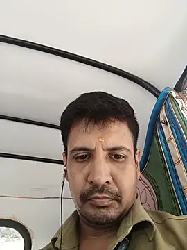 Snapshot of jeeva9242 chatting on 08-05-26, 08:06 jeeva9242 online show from 08-05-26, 08:06