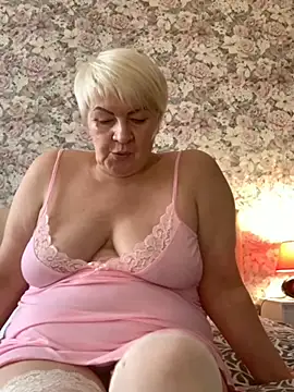 Laura Millf online show from 01-25-25, 11:02