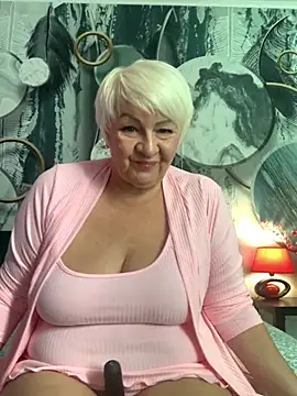 Laura Millf online show from 09-21-25, 12:07