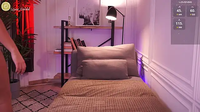 Snapshot of Liya_Gold_ chatting on 01-11-25, 07:16 Liya Gold online show from 01-11-25, 07:16