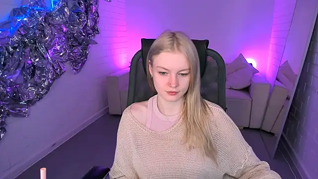 Snapshot of GraceGlamour chatting on 02-07-26, 05:11 GraceGlamour online show from 02-07-26, 05:11