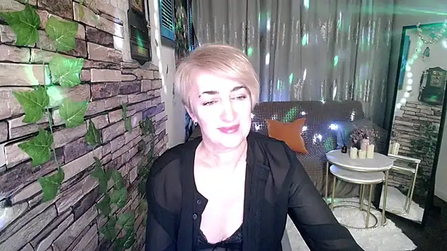 Snapshot of Hot_Girl87 chatting on 12-07-24, 07:10 Hot Girl87 online show from 12-07-24, 07:10