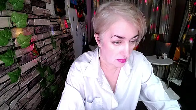 Snapshot of Hot_Girl87 chatting on 01-04-25, 03:28 Hot Girl87 online show from 01-04-25, 03:28