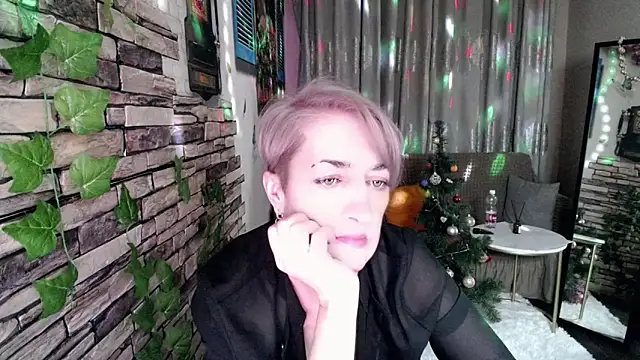 Snapshot of Hot_Girl87 chatting on 01-09-25, 12:35 Hot Girl87 online show from 01-09-25, 12:35