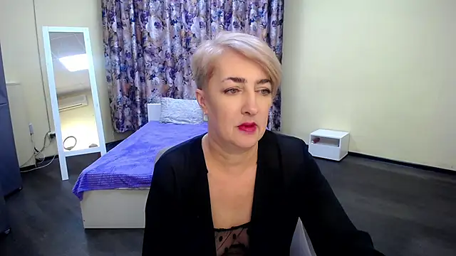 Snapshot of Hot_Girl87 chatting on 03-20-25, 04:31 Hot Girl87 online show from 03-20-25, 04:31