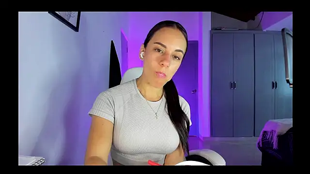 Snapshot of Sara_lopez_28 chatting on 07-28-26, 12:59 Sara lopez 28 online show from 07-28-26, 12:59