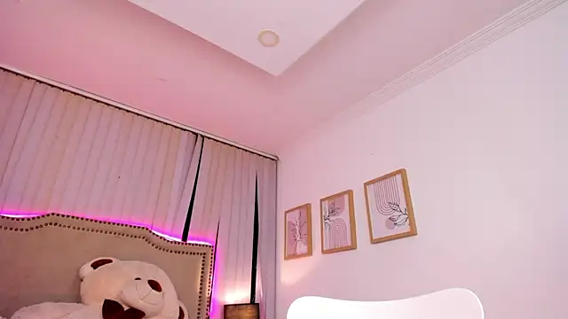 Valentina Se online show from 03-04-25, 07:08