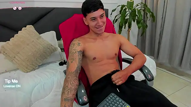 Damian23   online show from 11-23-25, 10:26