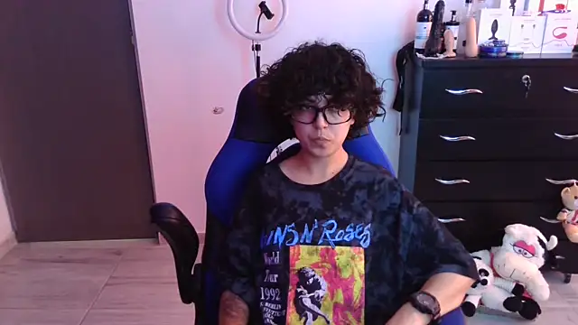 thomascooper7 online show from 11-04-25, 07:02