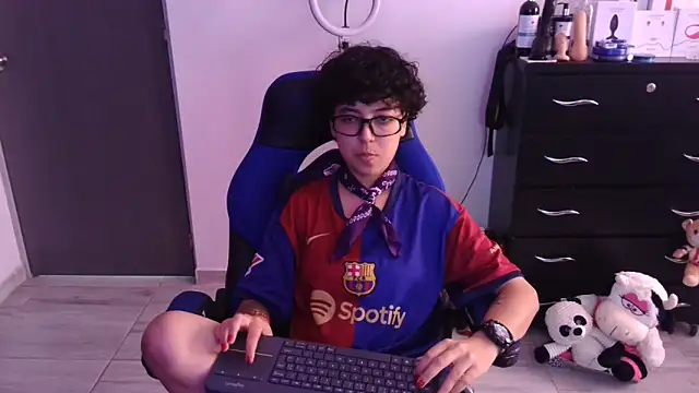 thomascooper7 online show from 02-16-26, 06:37