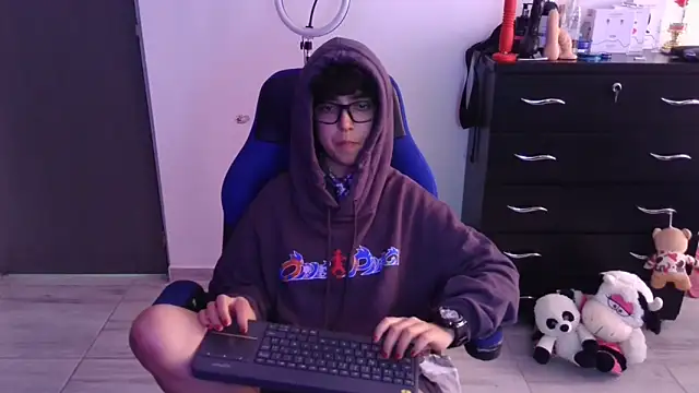 thomascooper7 online show from 03-05-26, 07:43