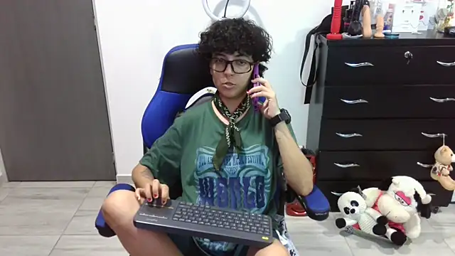 thomascooper7 online show from 03-10-26, 12:48