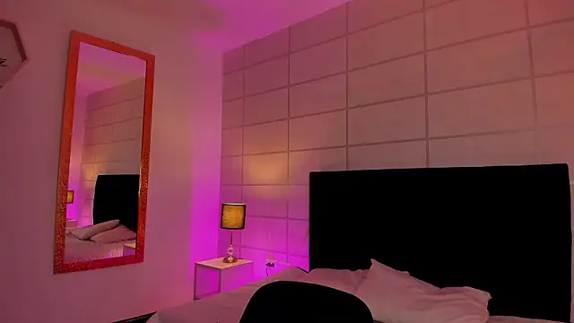 Christine Laam online show from 02-20-26, 12:38