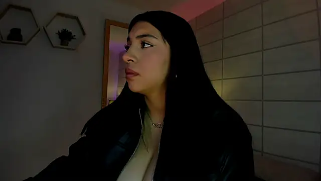 Christine Laam online show from 03-10-26, 11:59