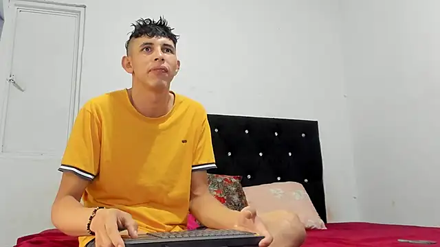 Snapshot of chloe_evanx_ chatting on 01-24-25, 07:07 chloe evanx online show from 01-24-25, 07:07