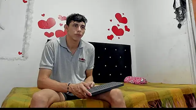 Snapshot of chloe_evanx_ chatting on 03-11-25, 07:14 chloe evanx online show from 03-11-25, 07:14