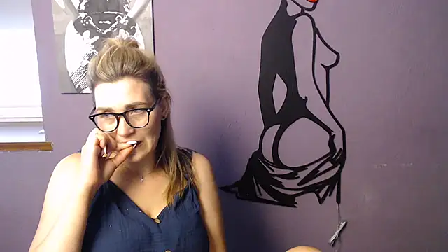 Snapshot of _sexy_lady chatting on 06-11-26, 03:54 sexy lady online show from 06-11-26, 03:54