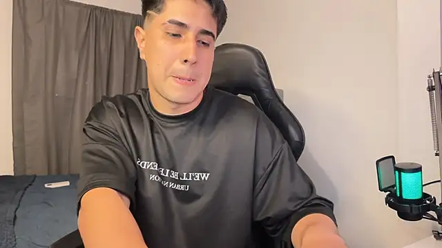 dereckbrownn online show from 12-07-24, 08:38