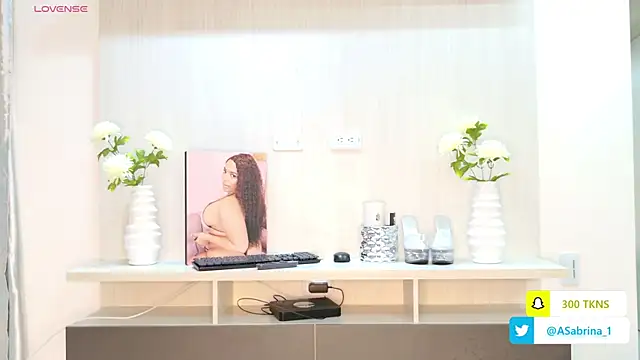 SabrinaAlcantara1 online show from 12-14-25, 12:49