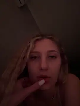 LivyyBossom online show from 05-14-26, 11:11