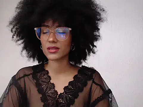 Snapshot of violettamartins chatting on 06-27-26, 10:26 violettamartins online show from 06-27-26, 10:26