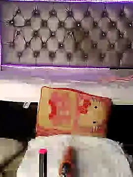 Snapshot of GinaKurt chatting on 12-09-24, 12:56 GinaKurt online show from 12-09-24, 12:56