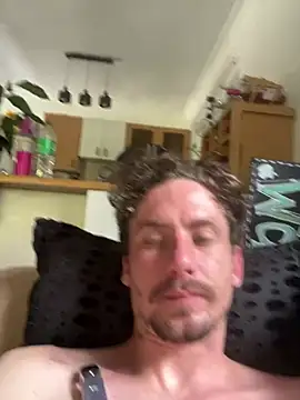 bradleyjamesmc online show from 03-01-26, 06:04