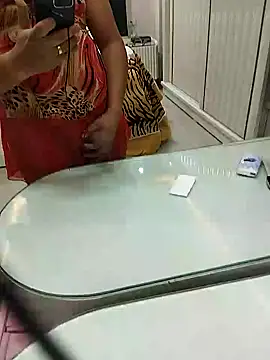 Snapshot of zebrawyzeb chatting on 12-31-24, 04:46 zebrawyzeb online show from 12-31-24, 04:46