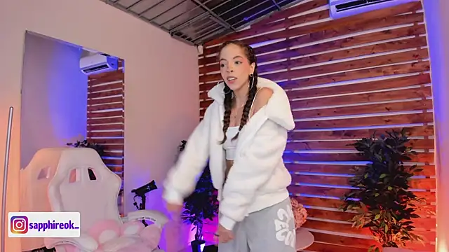 Sapphire Venuss online show from 03-18-26, 01:09