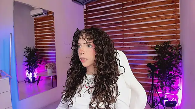 Sapphire Venuss online show from 04-01-26, 01:39