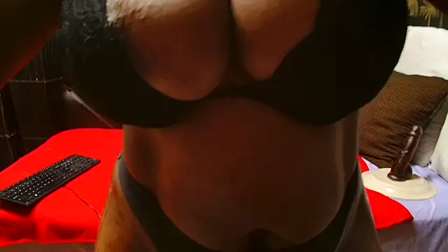 SweetHotLipsX39 online show from 03-03-25, 05:50