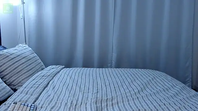 erika hoiree online show from 02-17-26, 05:04