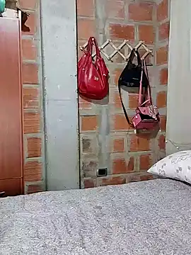 Snapshot of anngela01 chatting on 12-14-24, 10:24 anngela01 online show from 12-14-24, 10:24