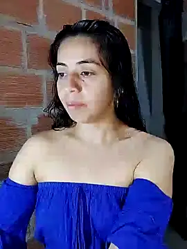 Snapshot of anngela01 chatting on 01-07-25, 12:03 anngela01 online show from 01-07-25, 12:03