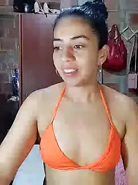 Snapshot of anngela01 chatting on 01-17-25, 11:07 anngela01 online show from 01-17-25, 11:07