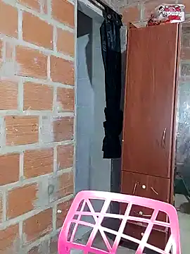 Snapshot of anngela01 chatting on 01-27-25, 09:44 anngela01 online show from 01-27-25, 09:44