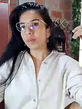 Snapshot of anngela01 chatting on 01-29-25, 08:04 anngela01 online show from 01-29-25, 08:04